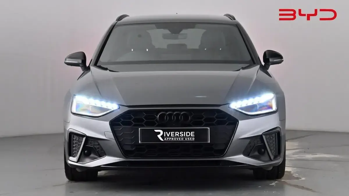 Used Audi A4 Black Edition 150 HP (110 kW) 2022 Daytona grey Estate