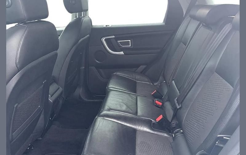 Used Land Rover Discovery Sport SE 177 HP (130 kW) 2018 White SUV