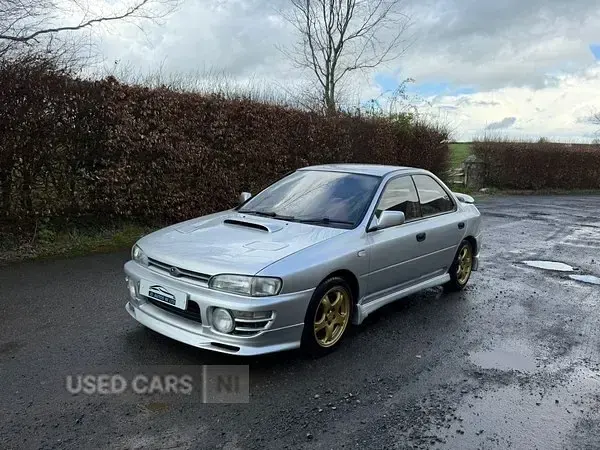 Używany Subaru Impreza 2001 Srebrny Sedan/Limuzyna