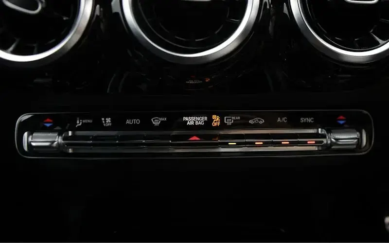 Used Mercedes GLA200 AMG line 163 HP (119 kW) 2022 Black SUV