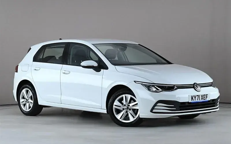 Używany VW Golf VIII Life 131 KM (96 kW) 2024 Hatchback