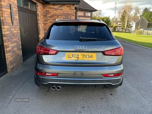 Begagnad Audi Q3 S-line plus 150 HK (110 kW) 2017 Grå SUV