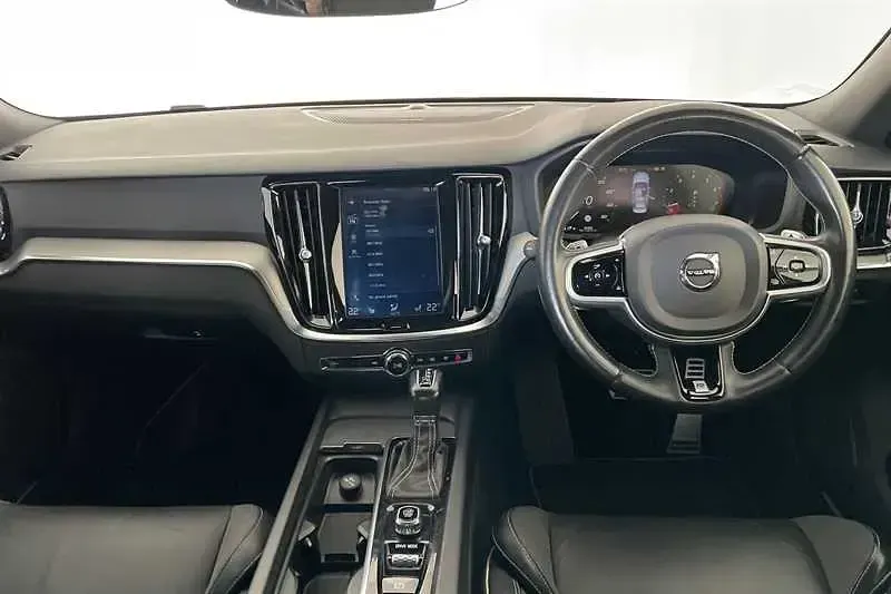 Used Volvo S60 R-Design 250 HP (183 kW) 2019 Grey Sedan