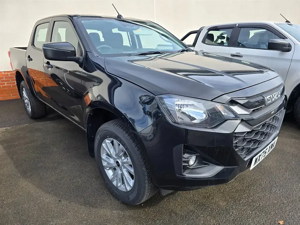 New Isuzu D-Max 2025 Black Pickup