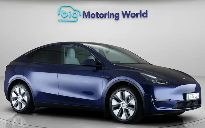 Used Tesla Model Y Long Range AWD 286 kW (389 HP) 2025 SUV