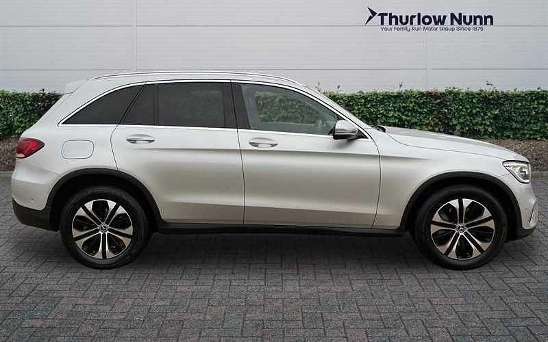 Used Mercedes GLC220 194 HP (142 kW) 2019 Silver Estate