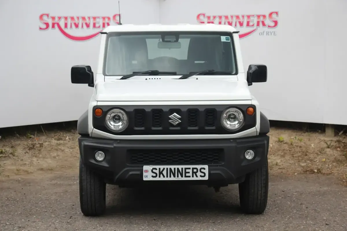 Used Suzuki Jimny SZ5 102 HP (75 kW) 2020 White SUV