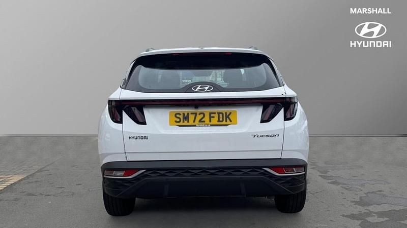 Used Hyundai Tucson SE 150 HP (110 kW) 2022 White SUV