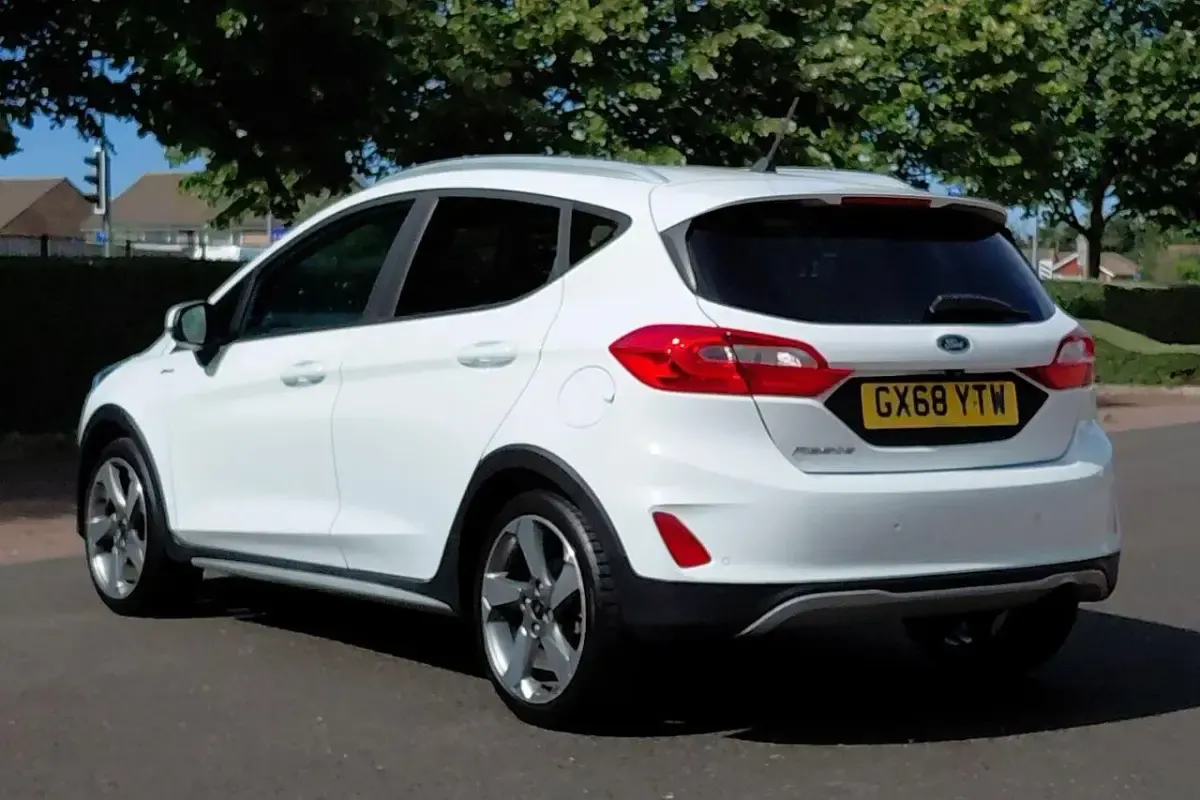 Used Ford Fiesta Active X 123 HP (90 kW) 2018 White Hatchback