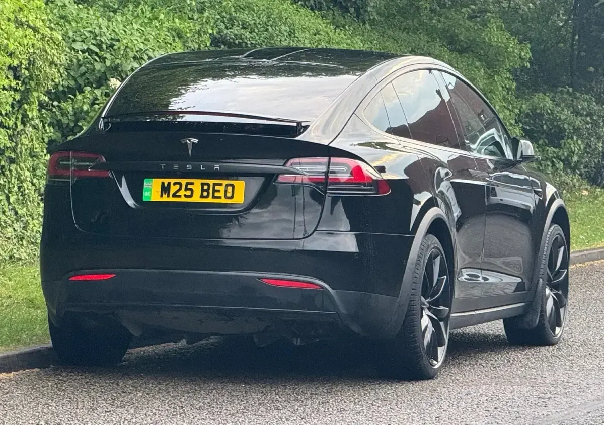 Used Tesla Model X 305 kW (416 HP) 2017 Black SUV