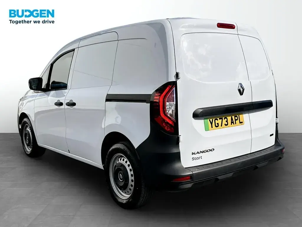 Used Renault Kangoo 89 kW (122 HP) 2024 White MPV