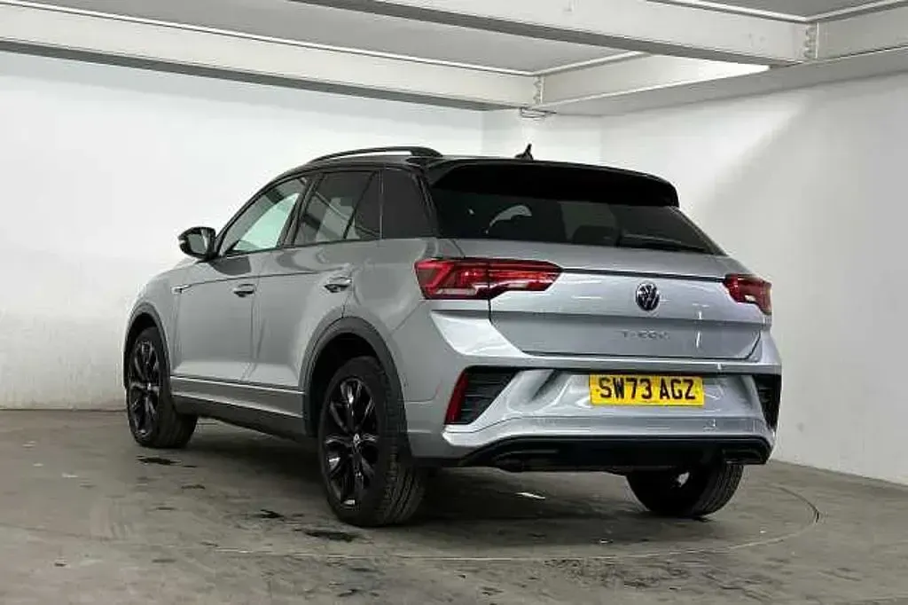 Used VW T-Roc R-line 150 HP (110 kW) 2023 Silver SUV