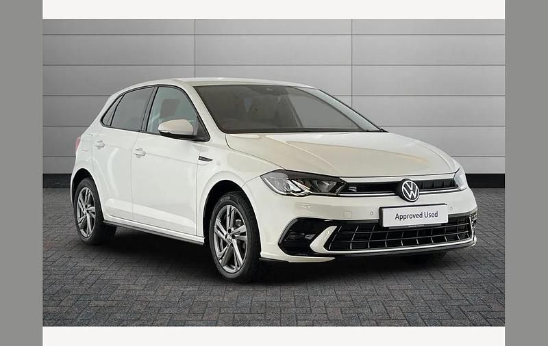 Pure white Used 2025 VW Polo Match Hatchback | £19,995 (Fair price) - Image 1/4