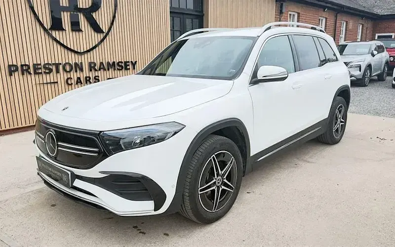 Usado Mercedes EQB350 AMG line 214 kW (292 HP) 2023 Branco SUV