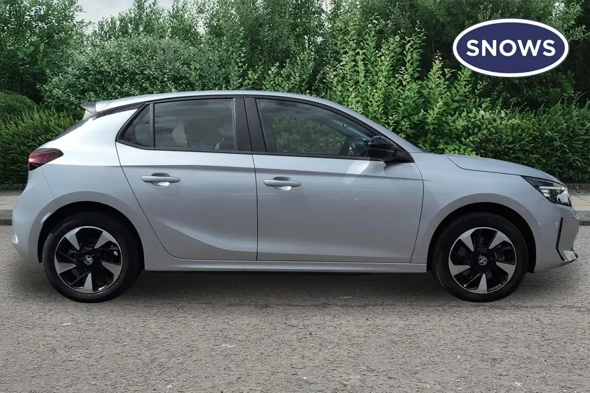 Used Vauxhall Corsa-e Design Edition 100 kW (136 HP) 2024 Silver Hatchback