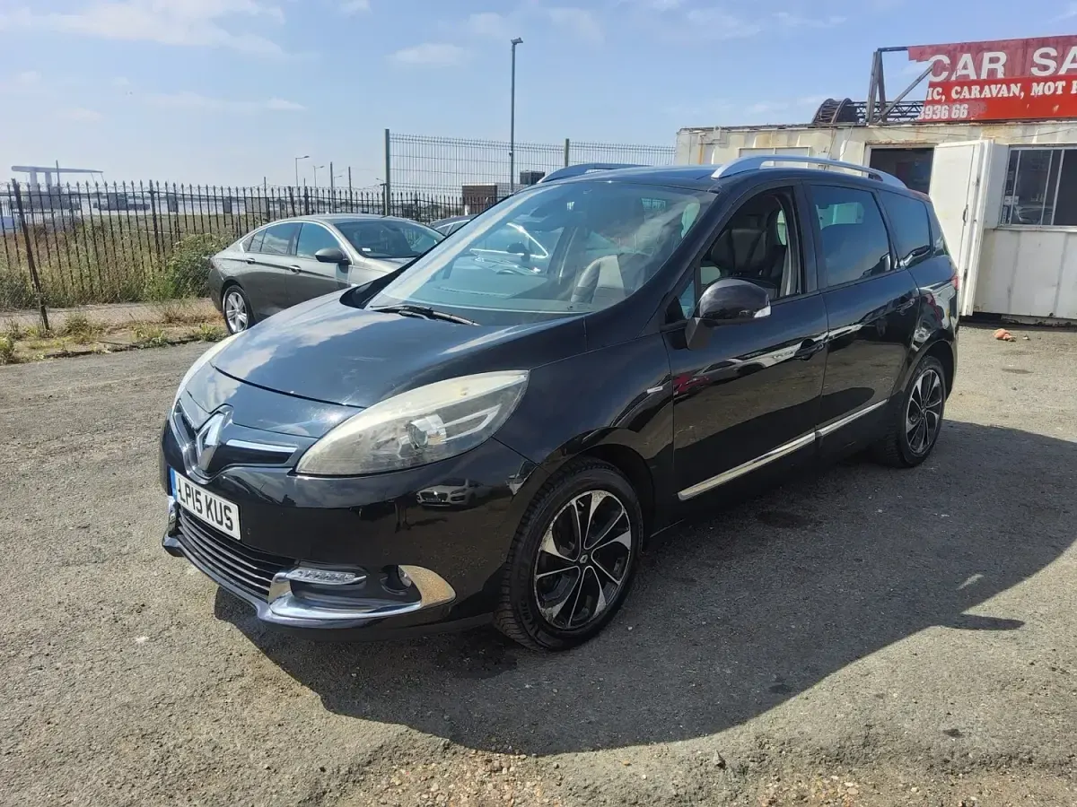 Used Renault Grand Scénic Bose Edition 2015 Black MPV