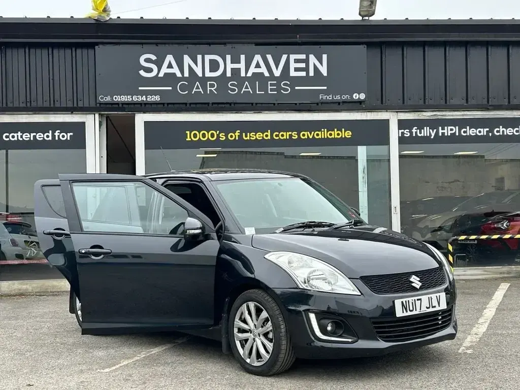 Used Suzuki Swift SZ4 90 HP (66 kW) 2017 Black Hatchback