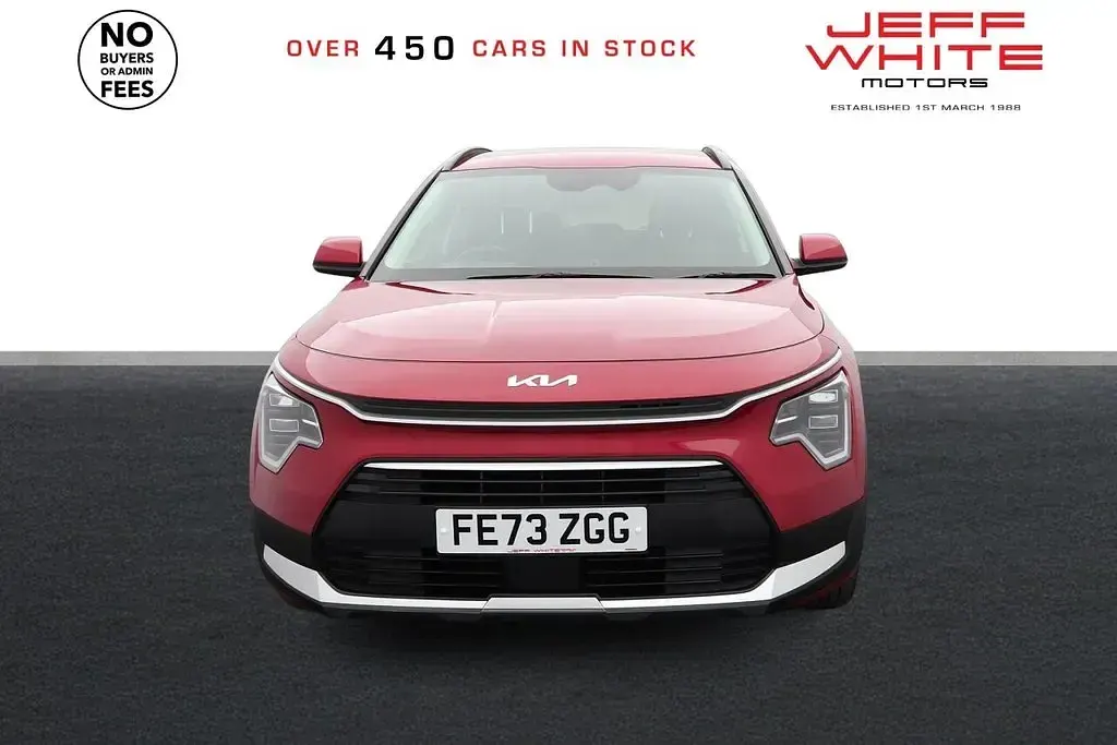 Used Kia Niro Play 139 HP (102 kW) 2023 Red SUV
