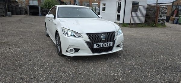 White Used 2013 Toyota Crown Sedan | £14,495 - Image 1/1
