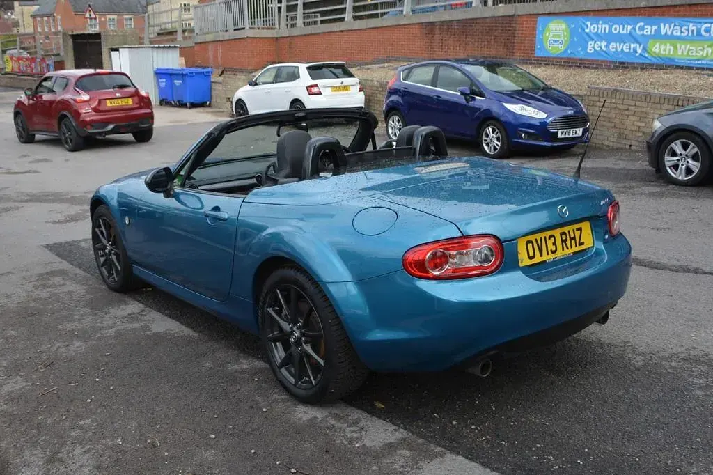 Used Mazda MX5 Inclusive 160 HP (117 kW) 2013 Blue Cabriolet