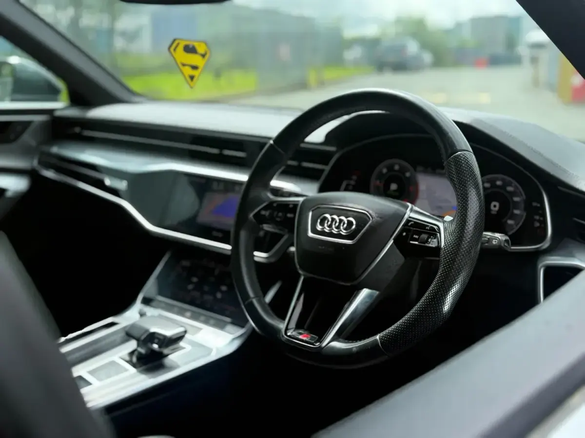 Used Audi A6 S-Line 204 HP (150 kW) 2018 Grey Estate