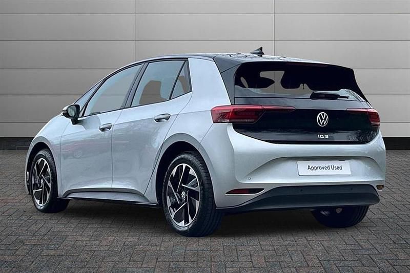 Used VW ID.3 Pro 150 kW (204 HP) 2025 Scale silver with solid black roof Hatchback