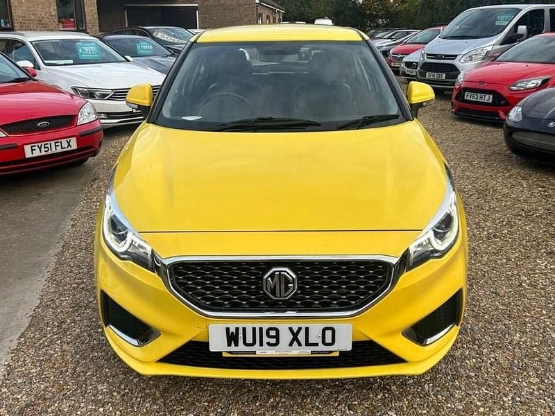 Used MG MG3 Exclusive 106 HP (77 kW) 2019 Yellow Hatchback