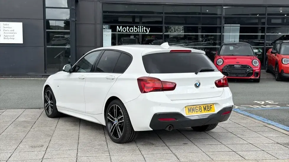 Used BMW 118 M Sport 136 HP (100 kW) 2018 White Hatchback