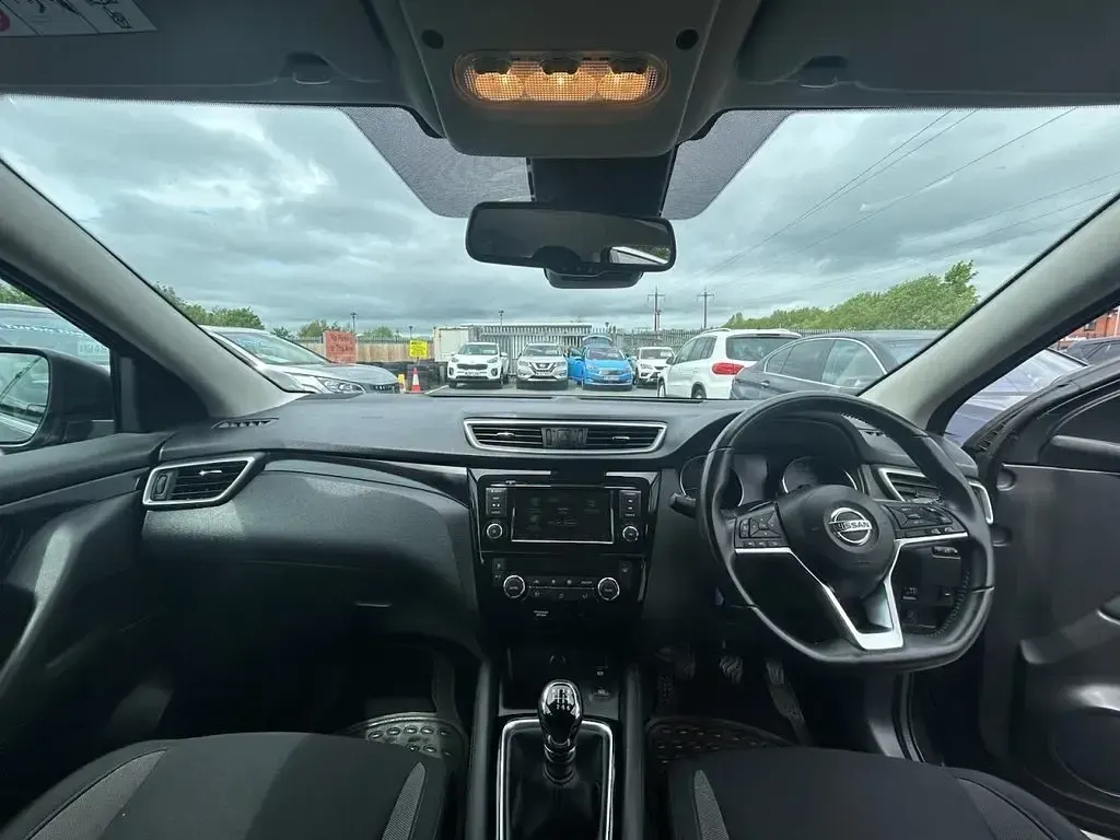 Usado Nissan Qashqai Acenta Premium 2020 Negro SUV