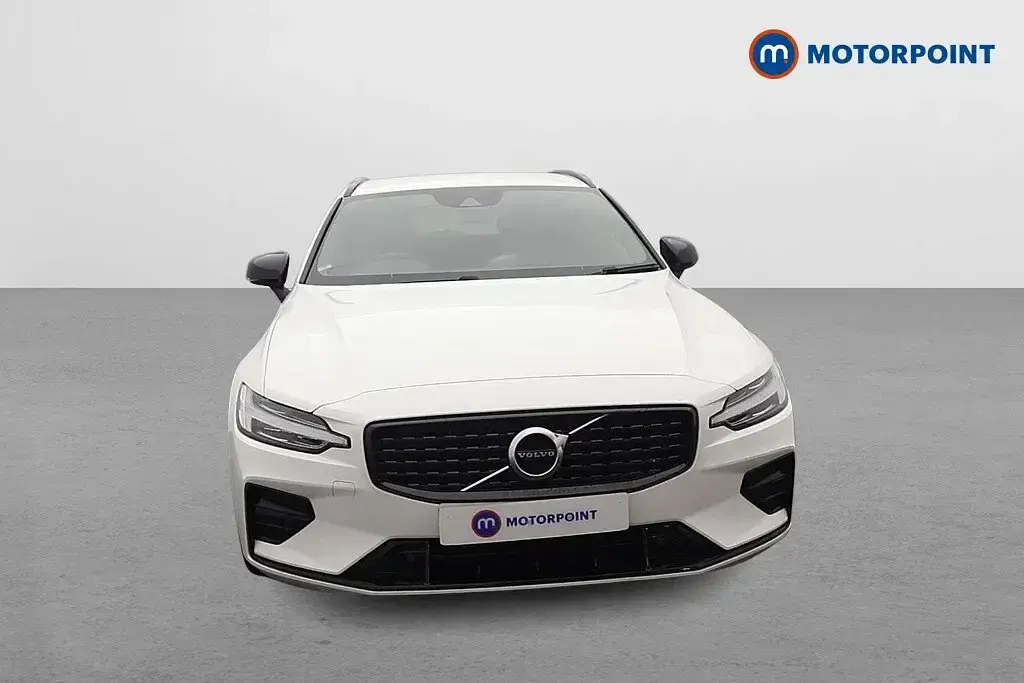 Used Volvo V60 R-Design 197 HP (144 kW) 2021 White Estate