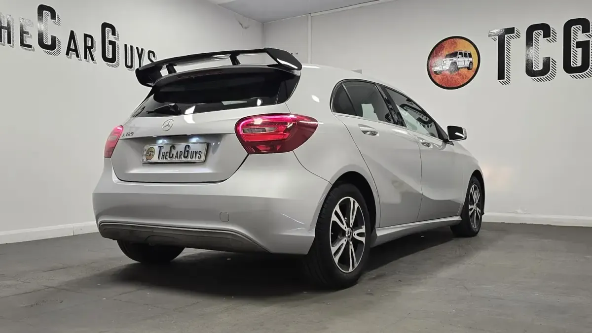 Begagnad Mercedes A180 SE 2016 Silver Halvkombi