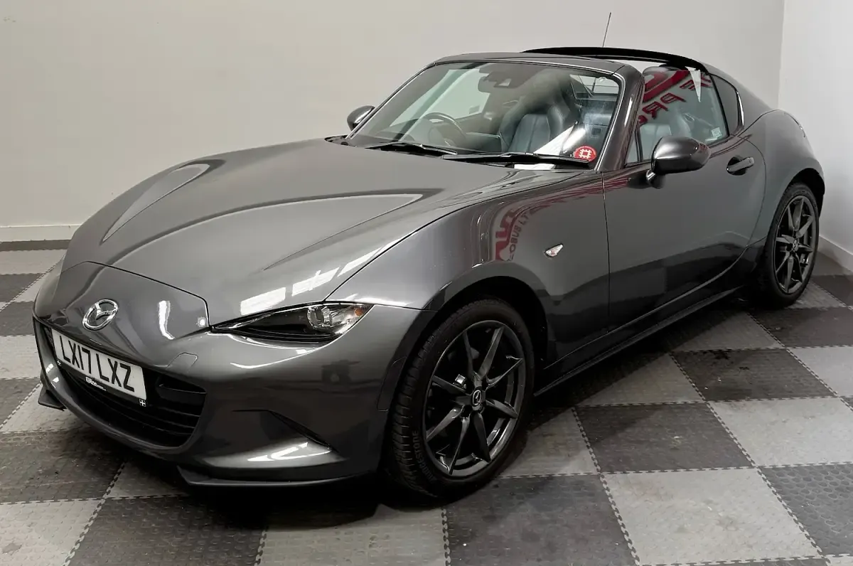 Used Mazda MX5 Inclusive 160 HP (117 kW) 2017 Grey Cabriolet