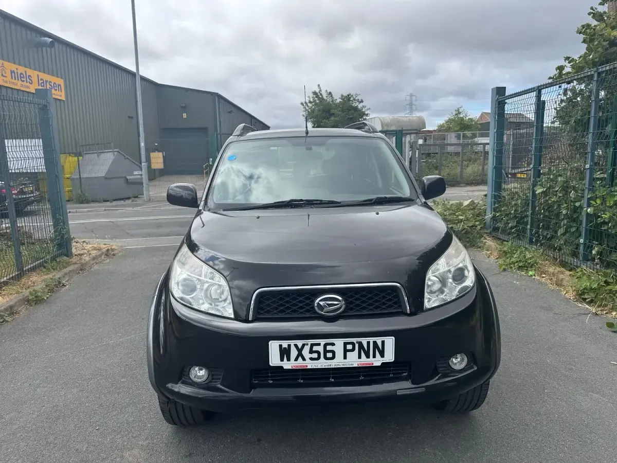 Used Daihatsu Terios 105 HP (77 kW) 2006 Black SUV