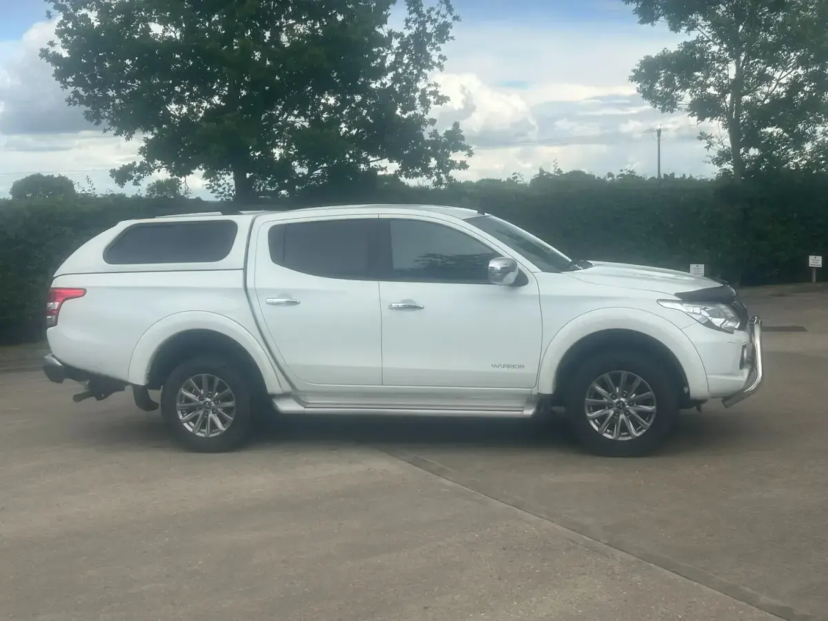 Used Mitsubishi L200 Warrior 2018 White Pickup