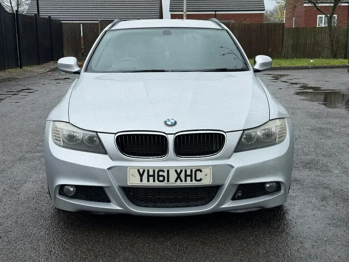 Used BMW 320 M Sport 184 HP (135 kW) 2011 Silver Estate