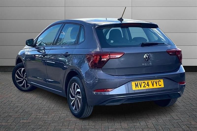 Used VW Polo Life 95 HP (69 kW) 2024 Grey Hatchback
