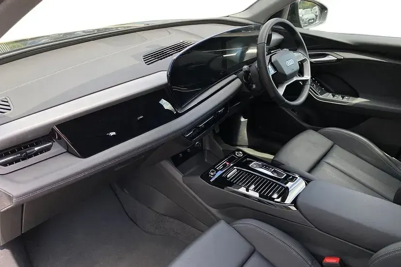 Used Audi Q6 e-tron Sport 185 kW (252 HP) 2025 Black SUV