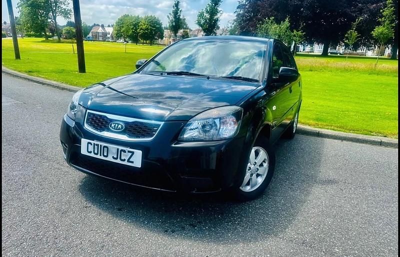 Black Used 2010 Kia Rio 2 Hatchback | £2,295 (Fair price) - Image 1/4