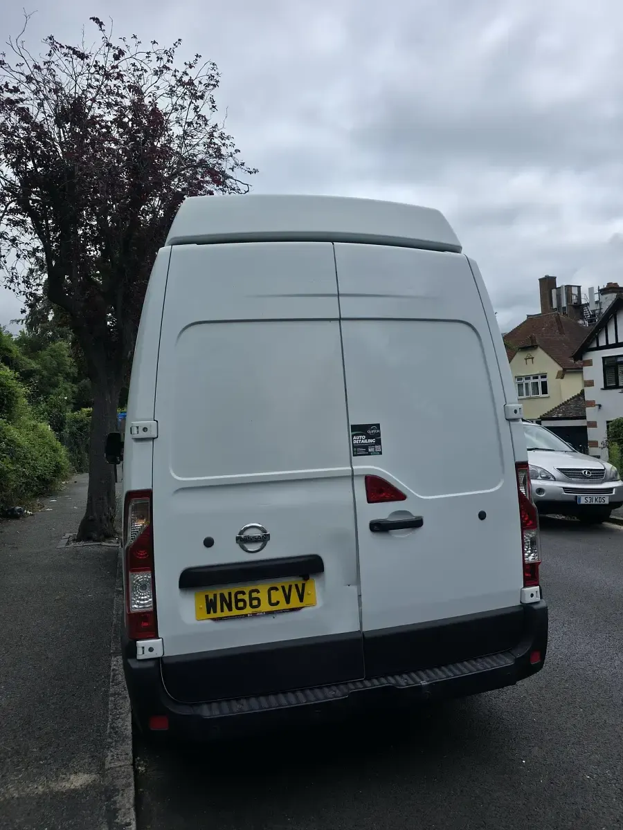Used Nissan NV400 SE 125 HP (91 kW) 2016 White Van
