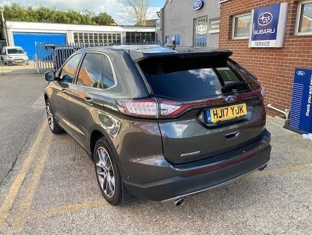 Used Ford Edge Titanium 180 HP (132 kW) 2017 Grey SUV