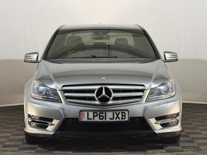 Used Mercedes C250 201 HP (147 kW) 2012 Silver Sedan