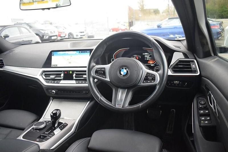 Used BMW 318 M Sport 156 HP (114 kW) 2022 White Sedan