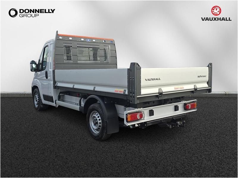 New Vauxhall Movano S 138 HP (101 kW) 2026 White