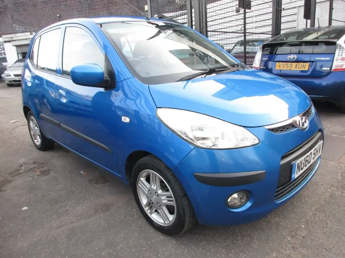 Usado Hyundai i10 Comfort 78 HP (57 kW) 2010 Azul Citadino