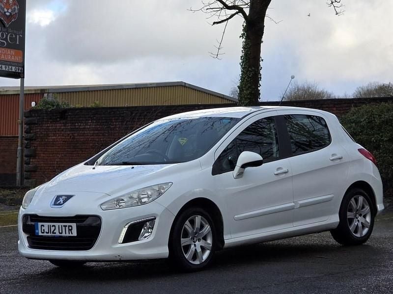 Used Peugeot 308 Active 2012 White Hatchback