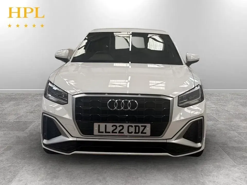 Used Audi Q2 S-Line 110 HP (80 kW) 2022 White SUV