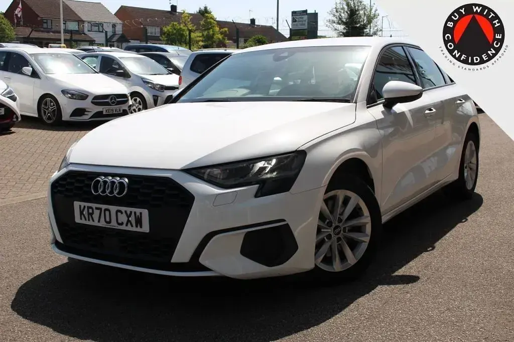 Used Audi A3 Sportback Design 116 HP (85 kW) 2021 White Hatchback