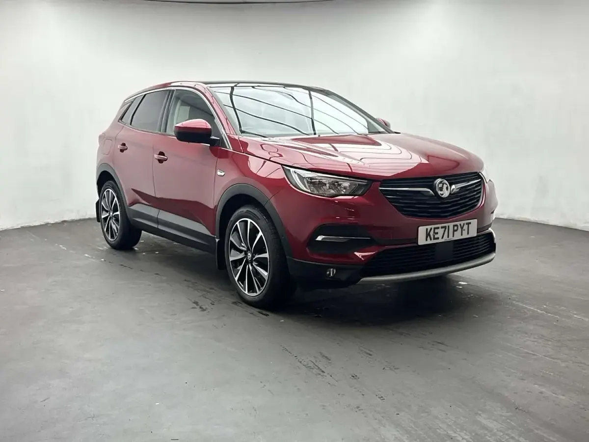 Used Vauxhall Grandland X Elite 130 HP (95 kW) 2021 Red SUV