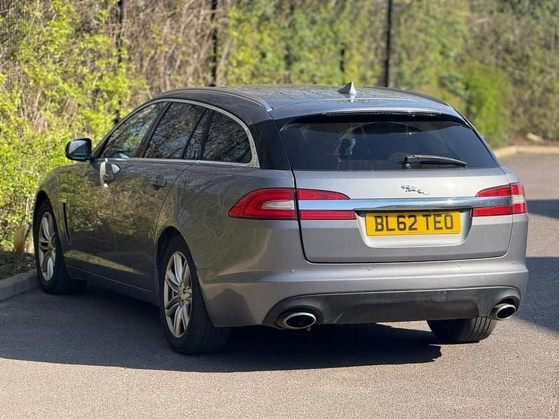 Used Jaguar XF Luxury 237 HP (174 kW) 2012 Grey Estate