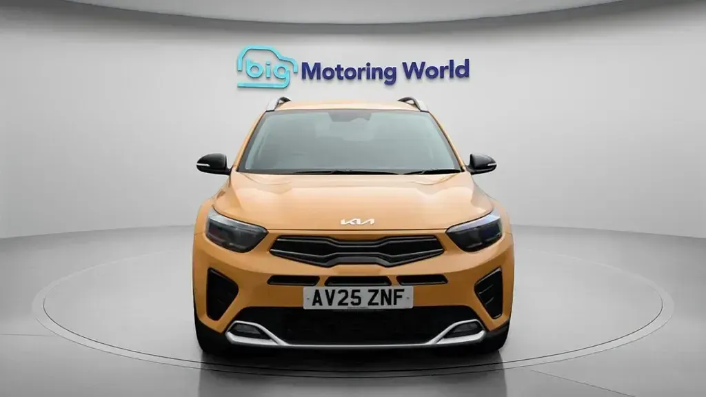 Used Kia Stonic GT-Line 98 HP (72 kW) 2025 Yellow SUV